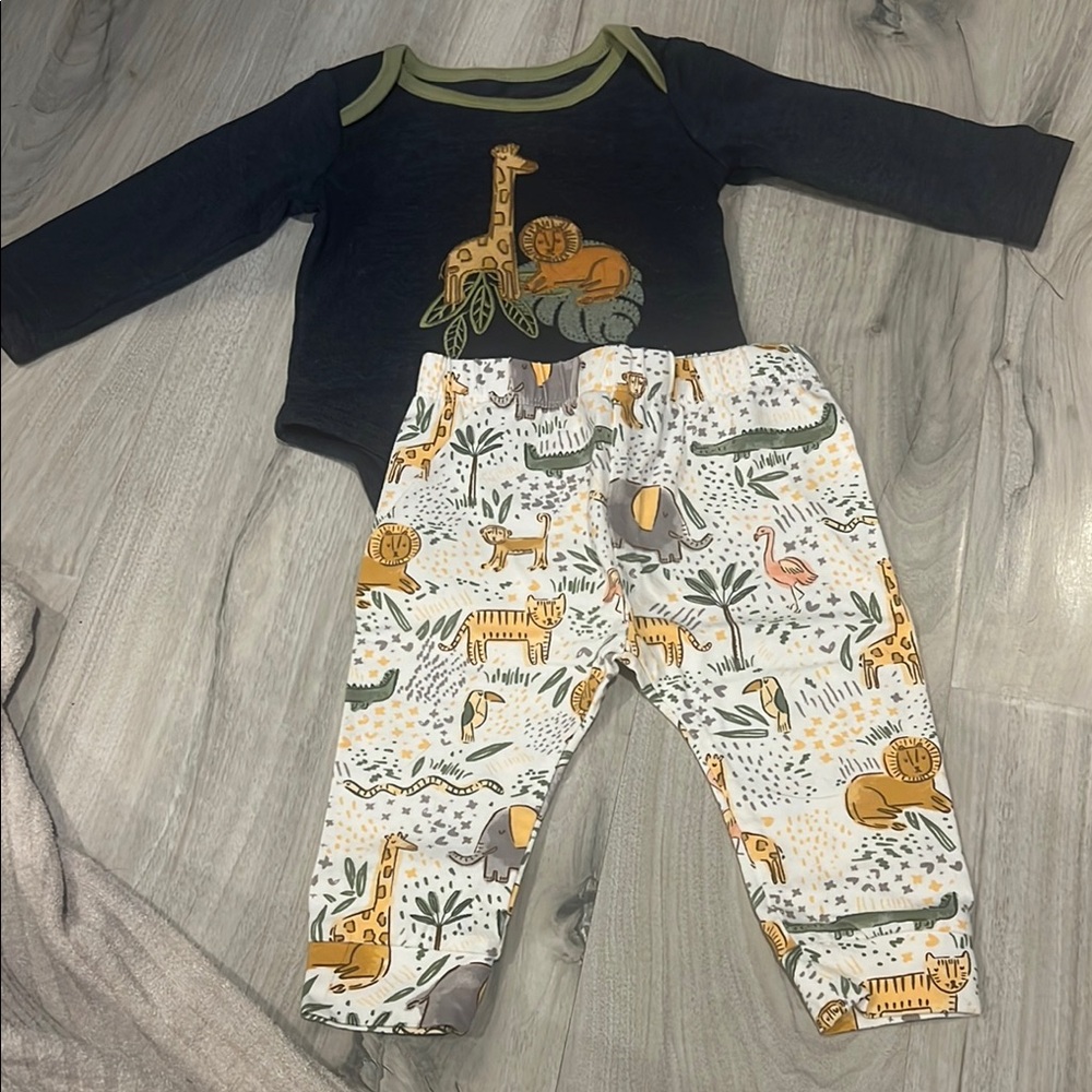NWOT Mud Pie Safari Animal Baby Outfit